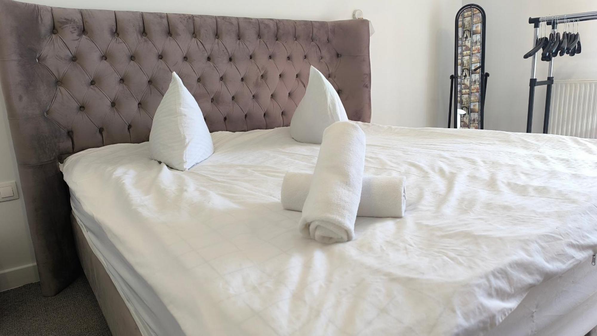 Комната С Двухместной Кроватью В Квартире С Общим Душем И Кухней, Double Room In A Guest Apartment, Camera La Cheie In Apartament Cu Dus Si Bucatarie Comuna Chisinau Exterior photo