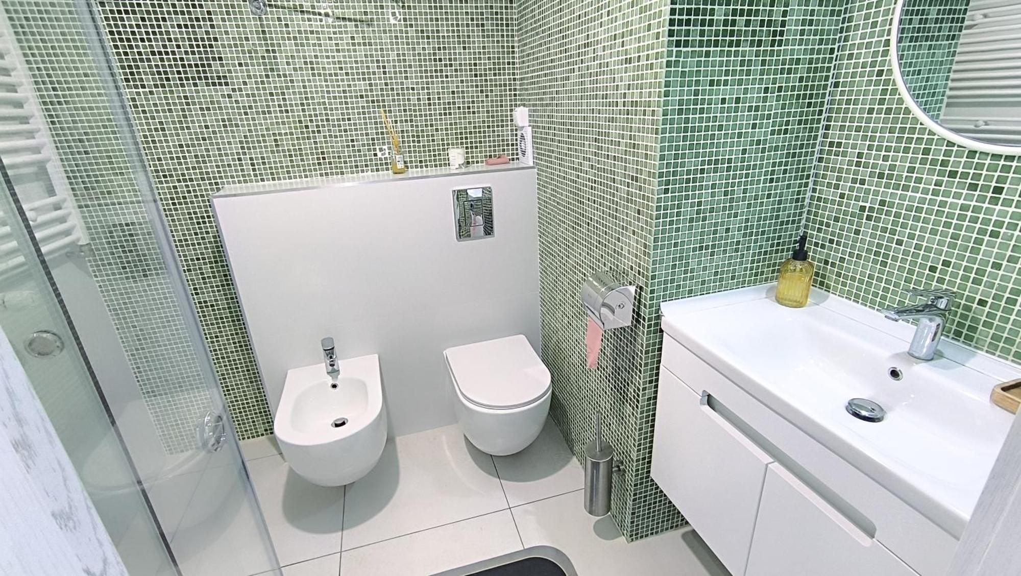 Комната С Двухместной Кроватью В Квартире С Общим Душем И Кухней, Double Room In A Guest Apartment, Camera La Cheie In Apartament Cu Dus Si Bucatarie Comuna Chisinau Exterior photo